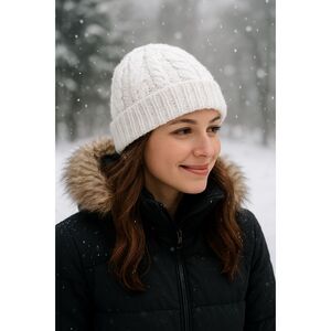 Bula Women’s Cable Knit Beanie Hat White Winter Snow Ski Cold Weather Warm Soft